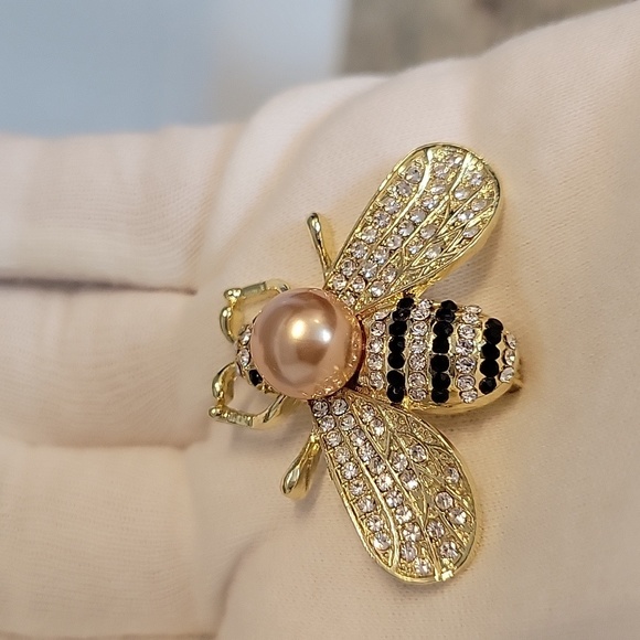 Bee pin bee brooch purse brooch gold pearl brooch pin - Picture 8 of 15